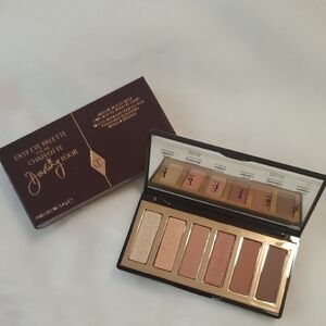 NIB Charlotte Tilbury Easy Eye Palette Darling Look